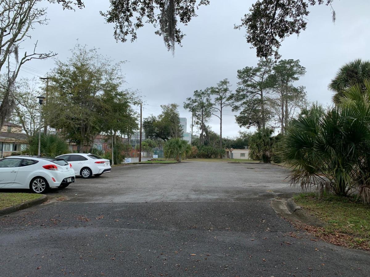 Modern House Minutes From Downtown Gainesville, Uf, Va & More! Extérieur photo